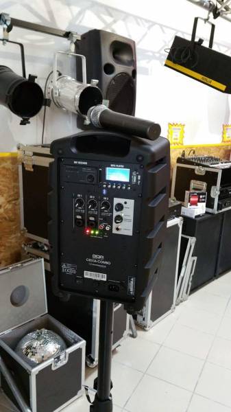 Location Sono : Enceinte sur Batterie Buetooth + Micro HF